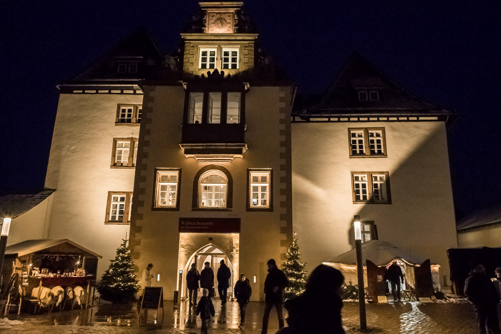 Weihnachtsmarkt auf dem Schlosshof 