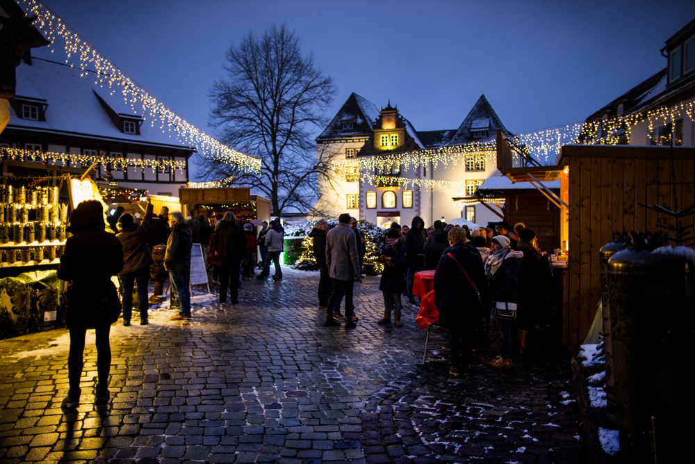 Weihnachtsmarkt auf dem Schlosshof 